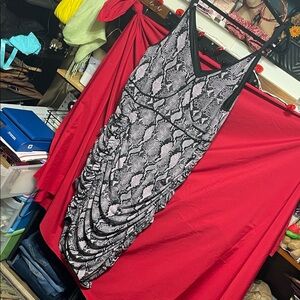 #316 size 3 torrid NWT Snake-Print bodycon Dress